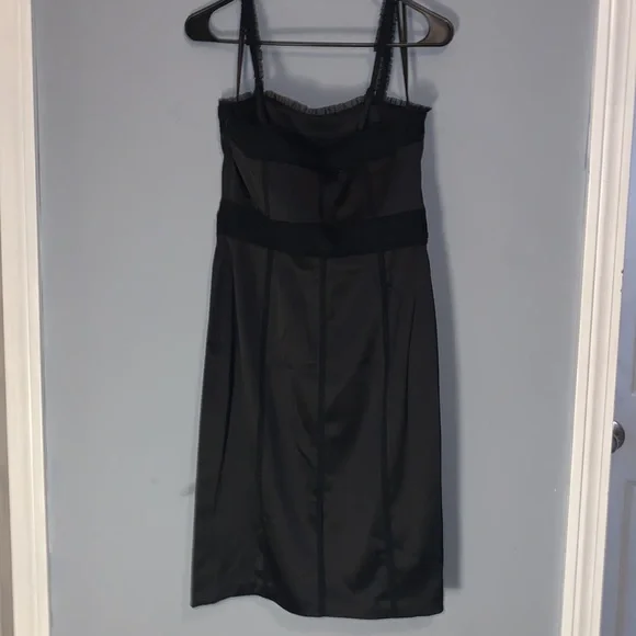 TAHARI BLACK DRESS - Picture 4 of 4